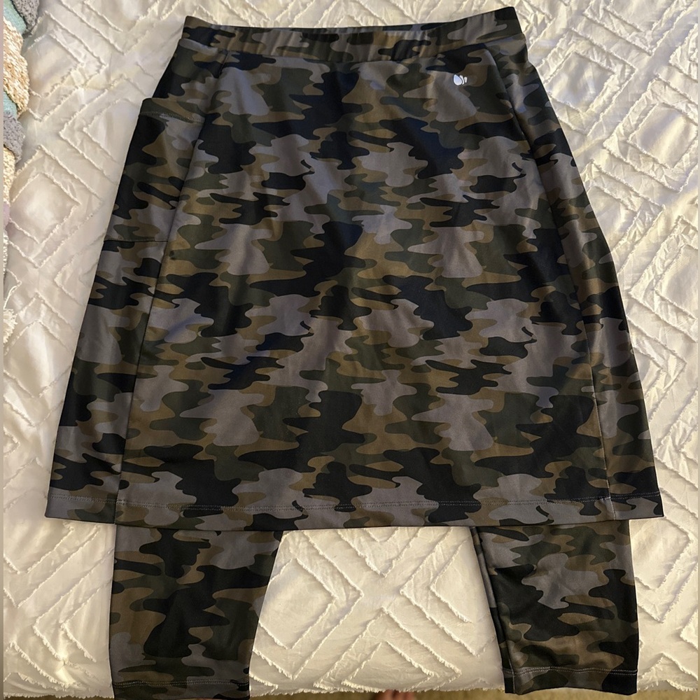 Call Fit 3/4 Length Leggings SNOGA